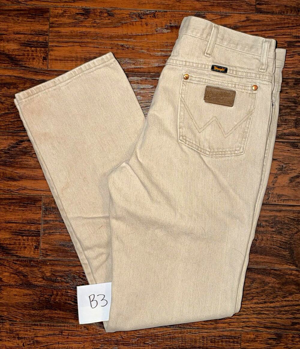 Wrangler Men's Beige Denim Jeans Straight Regular Fit Mid Rise Light Wash